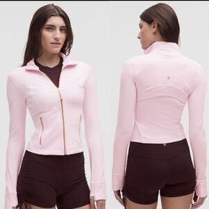 NWT 6 Lululemon Define Cropped Jacket Nulu - Pink Organza/ Gold Zipper